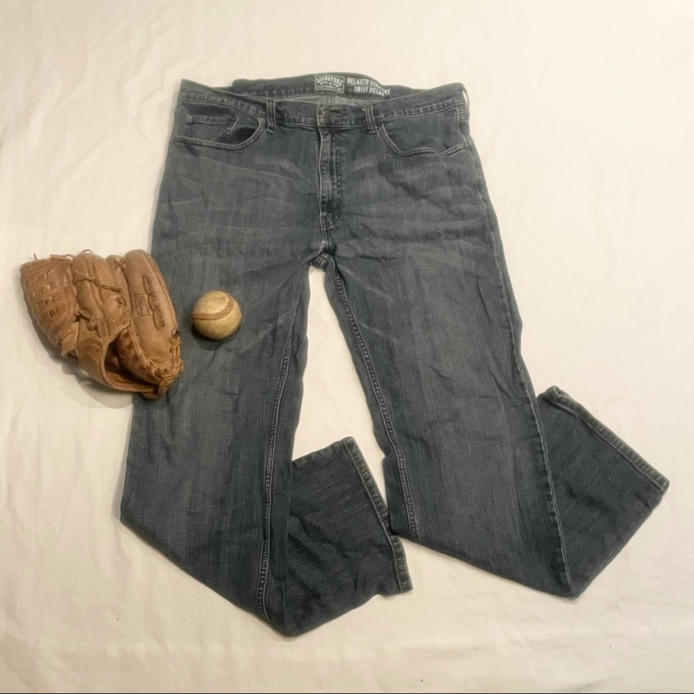Levi’s relaxed straight jeans